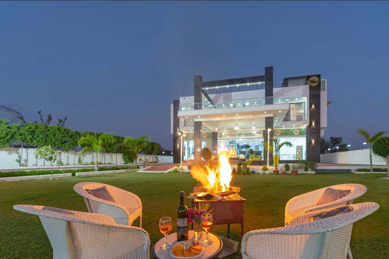 Iris Heaven'Z By Radha Rani Resort Jaipur Exterior photo